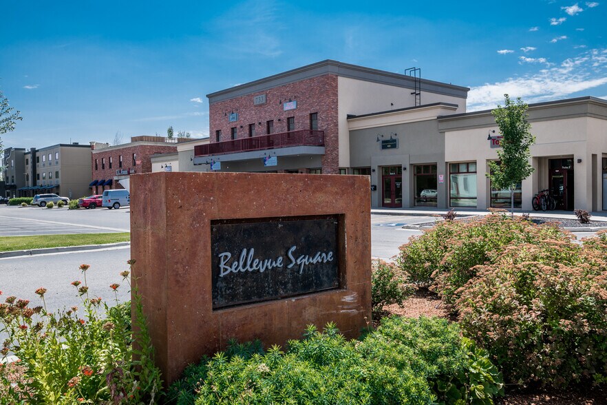 More Photos Of 733 N Main St, Bellevue Storefront For Sale