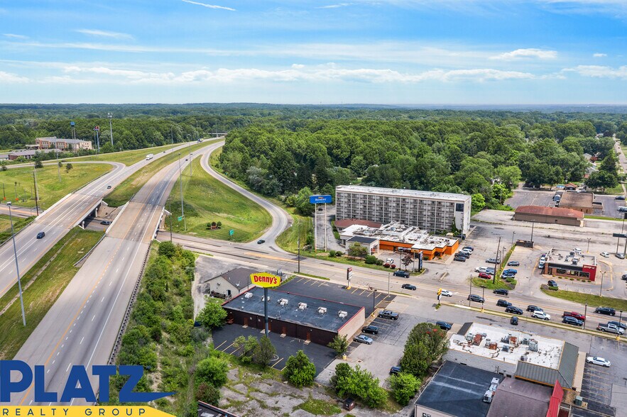 More Photos Of 4024-4040 Belmont Ave, Youngstown Freestanding For Lease