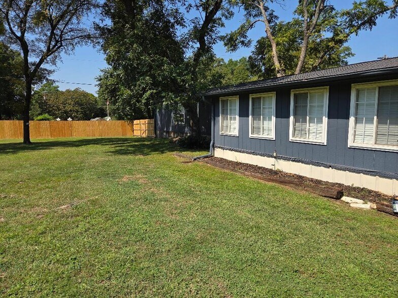 More Photos Of , Chandler Specialty For Sale