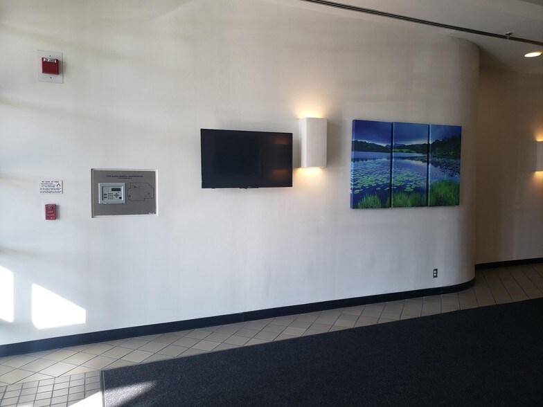 More Photos Of 7501 Forbes Blvd, Lanham Office For Lease