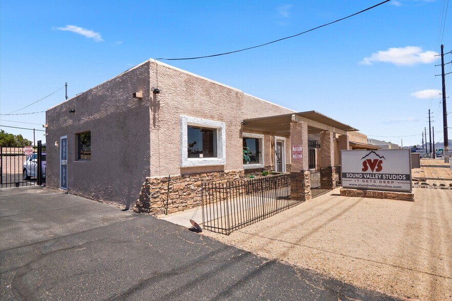 More Photos Of 2818 W Northern Ave, Phoenix Office For Sale