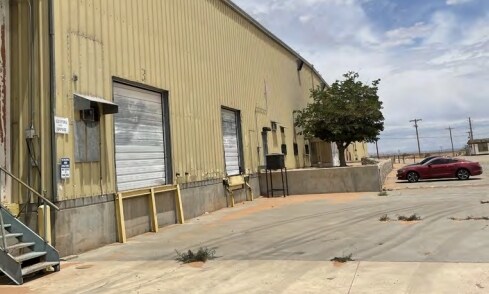 More Photos Of 8000 Ashley Rd, El Paso Distribution For Lease