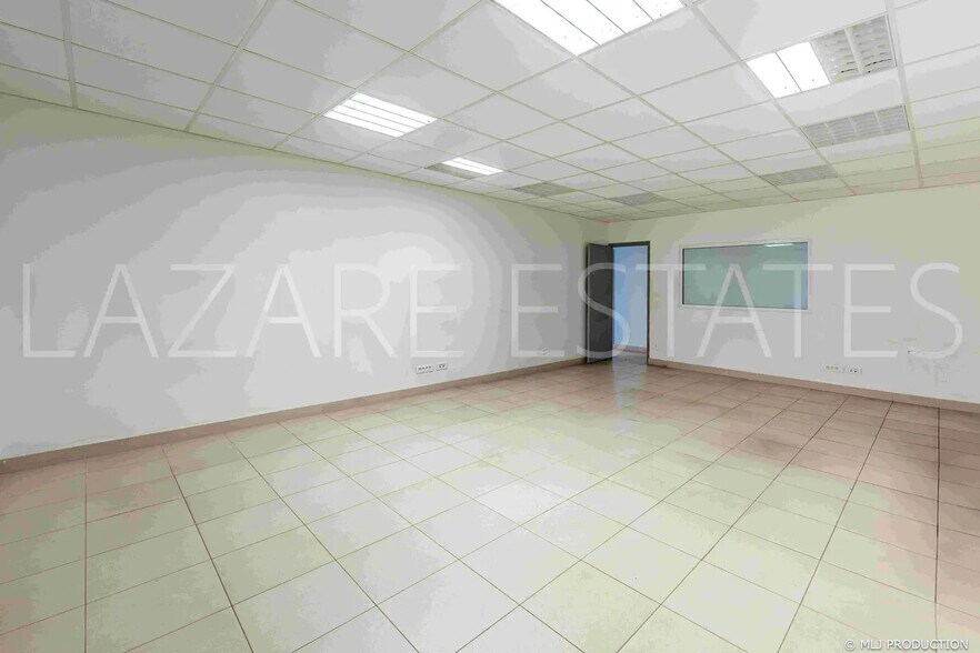 More Photos Of 7 Rue De La Croix Blanche, Pringy Flex For Lease