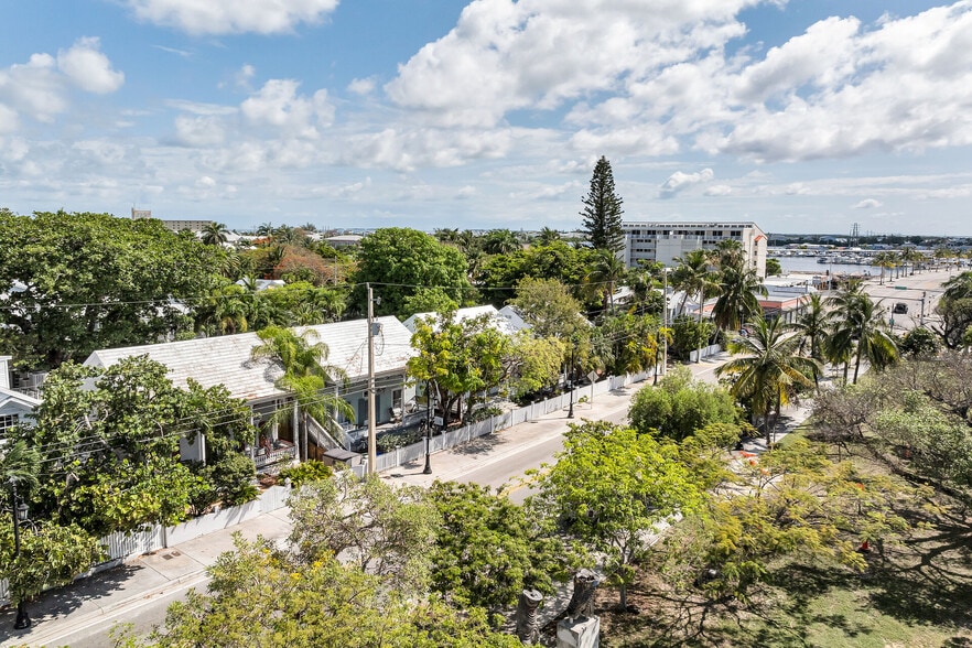 More Photos Of 1409 Truman Ave, Key West Specialty For Sale