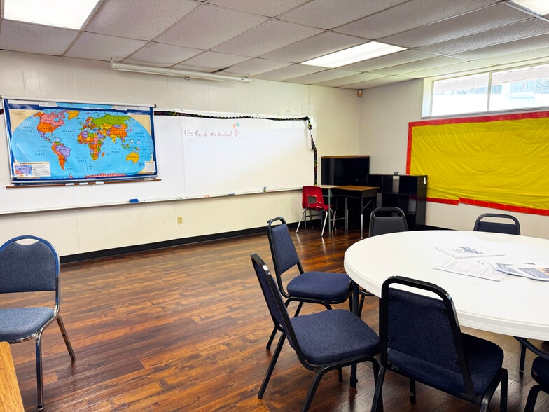 More Photos Of 7400 Eldridge Pky, Houston Schools For Sale