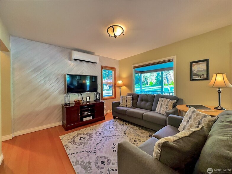 More Photos Of 19668 Highway 207, Leavenworth Hospitality For Sale