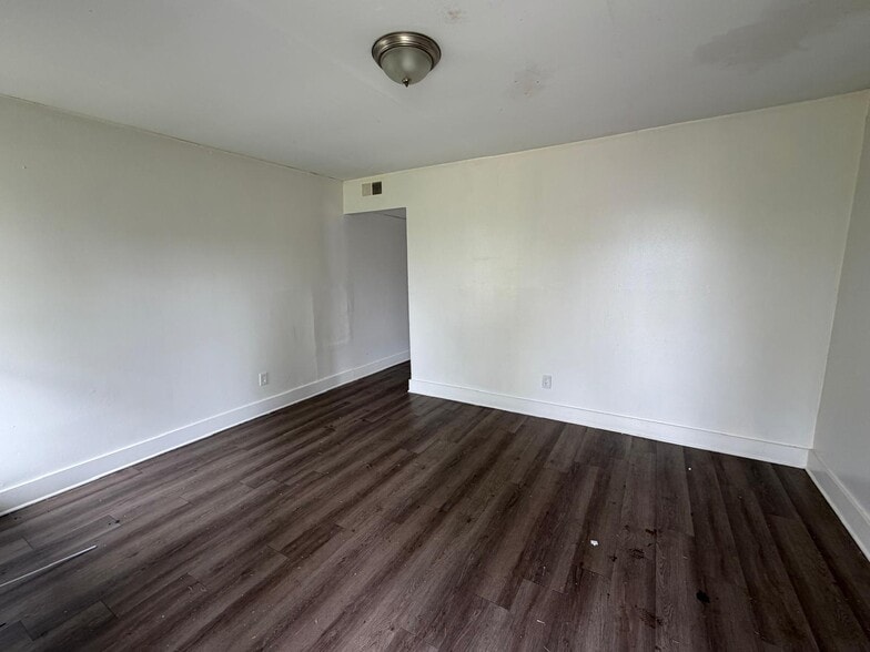 More Photos Of , Marion Multifamily For Sale
