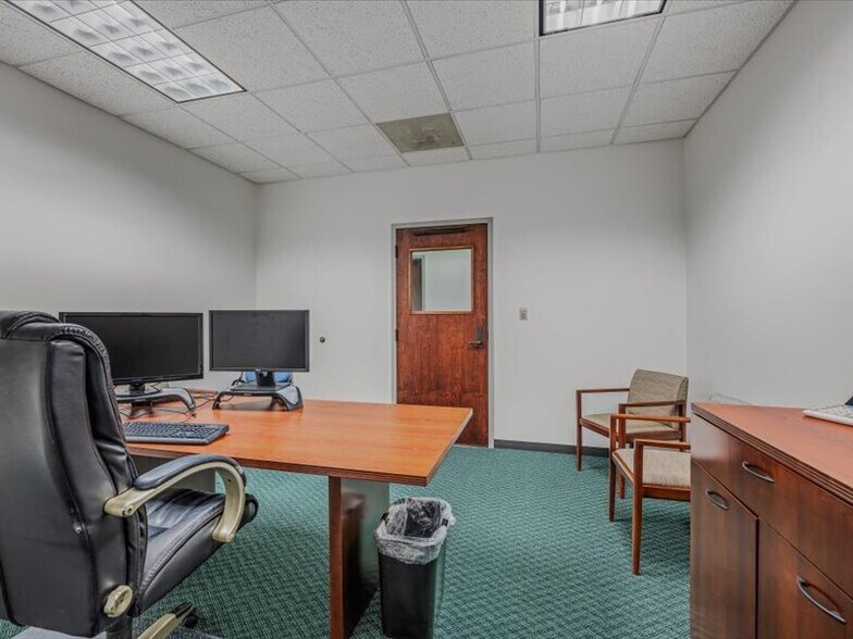 More Photos Of 204 Sand Mine Rd, Berkeley Springs Flex For Sale