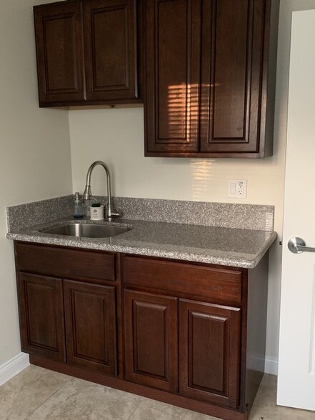 More Photos Of 1350 Foothill Blvd, La Verne Medical For Lease