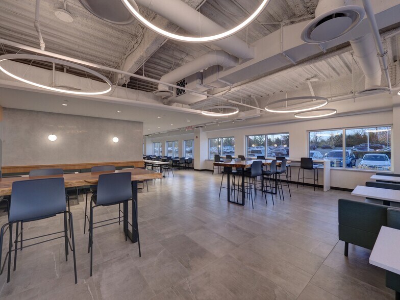 More Photos Of 1 University Square Dr, Princeton Office For Lease