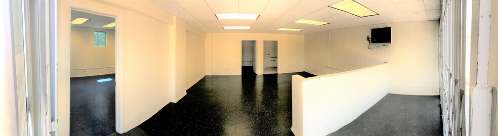 More Photos Of 4620-4620 1/2 E 3rd St, Los Angeles Storefront Retail Office For Sale