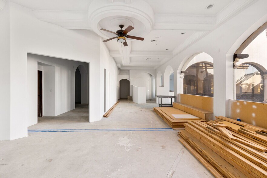 More Photos Of 73101 Highway 111, Palm Desert General Retail For Sale