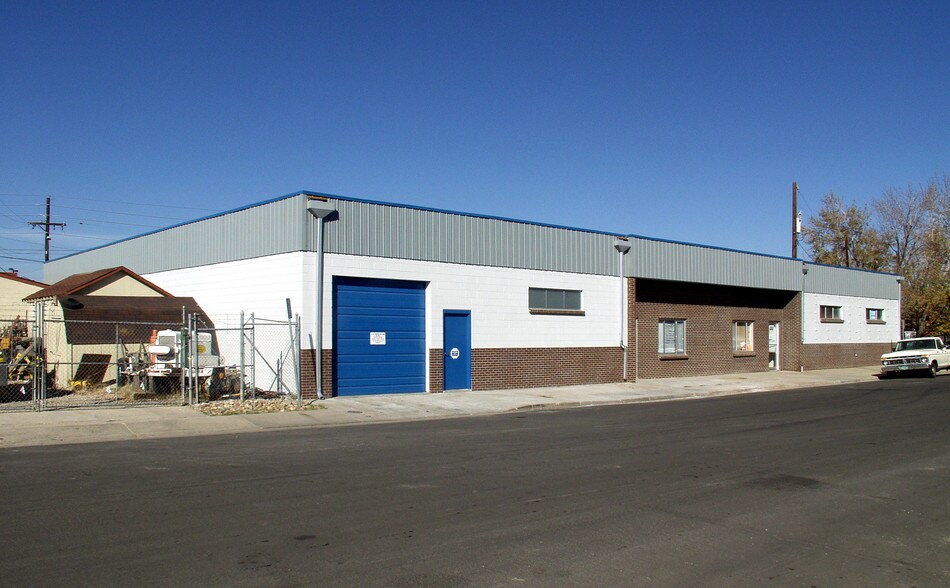 Primary Photo Of 3905-3911 S Mariposa St, Englewood Warehouse For Lease