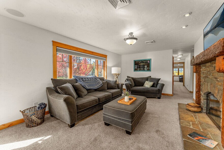 More Photos Of 8690 Lookingglass Rd, Roseburg Land For Sale