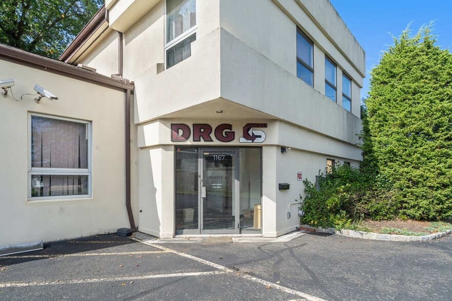 More Photos Of 1167 Rt 22 E, Mountainside Light Distribution For Sale