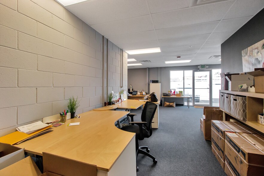 More Photos Of 3020 Carbon Pl, Boulder Office For Sale