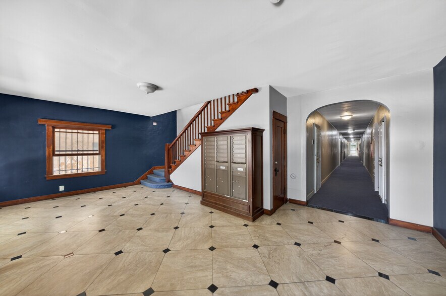 More Photos Of 635 Elm Ave, Long Beach Apartments For Sale