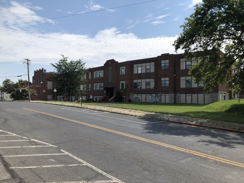 More Photos Of 920 W Washington St, Hagerstown Office For Sale