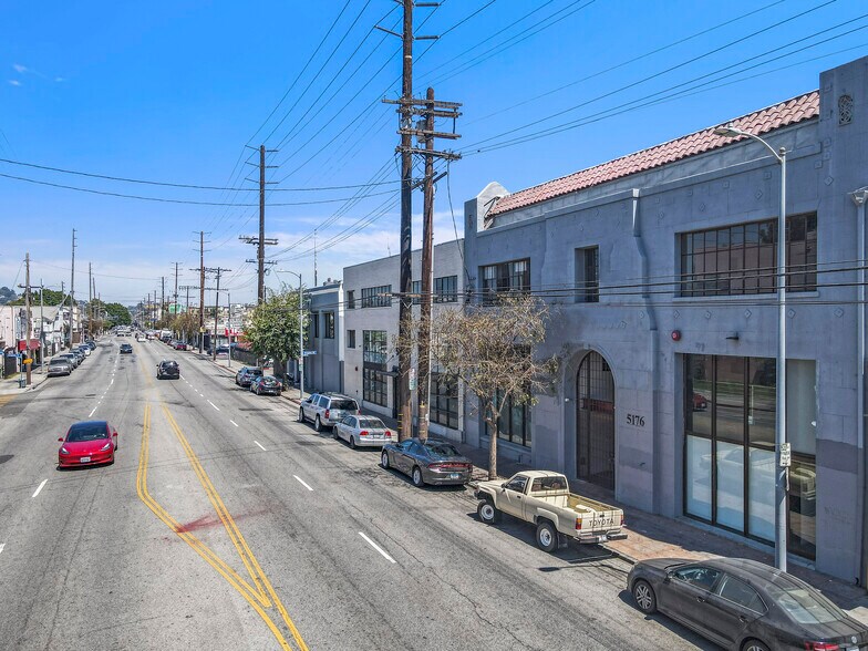 More Photos Of 5176 Santa Monica Blvd, Los Angeles Loft Creative Space For Lease