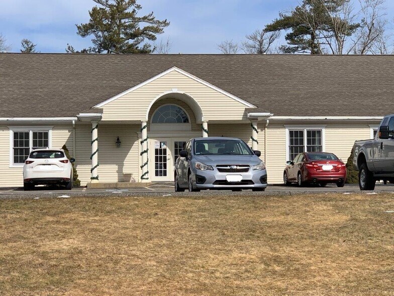 More Photos Of 104 Charles Eldridge Rd, Lakeville Office For Lease