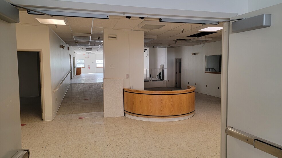 More Photos Of 245 Broadway, Newburgh Storefront Retail Office For Lease