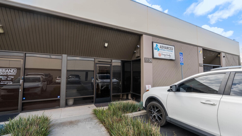 More Photos Of 1132-1140 E Valencia Dr, Fullerton Warehouse For Sale