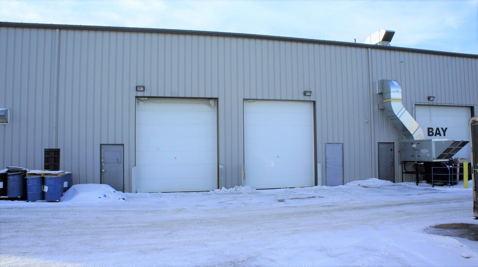 More Photos Of 7609 Sparrow Dr, Leduc Warehouse For Sale