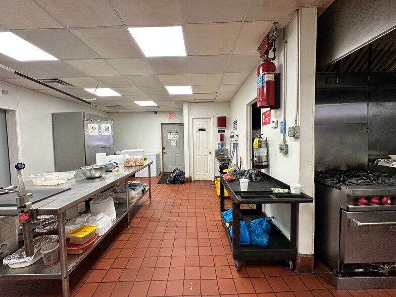 More Photos Of 118 S Main St, Greensboro Restaurant For Sale