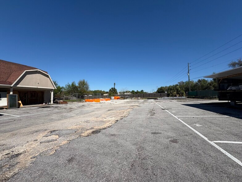 More Photos Of 9429 Old Lakeland Hwy, Dade City Freestanding For Sale