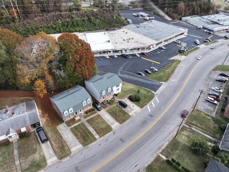 More Photos Of 120-168 Arnett Blvd, Danville General Retail For Sale