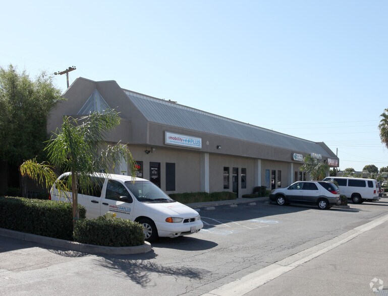 Primary Photo Of 3520 Oakdale Rd, Modesto Office Residential For Lease