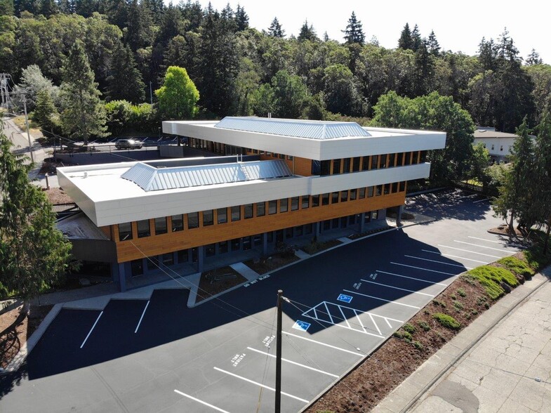 Primary Photo Of 2500 Cherry Pl, Bremerton Medical For Lease