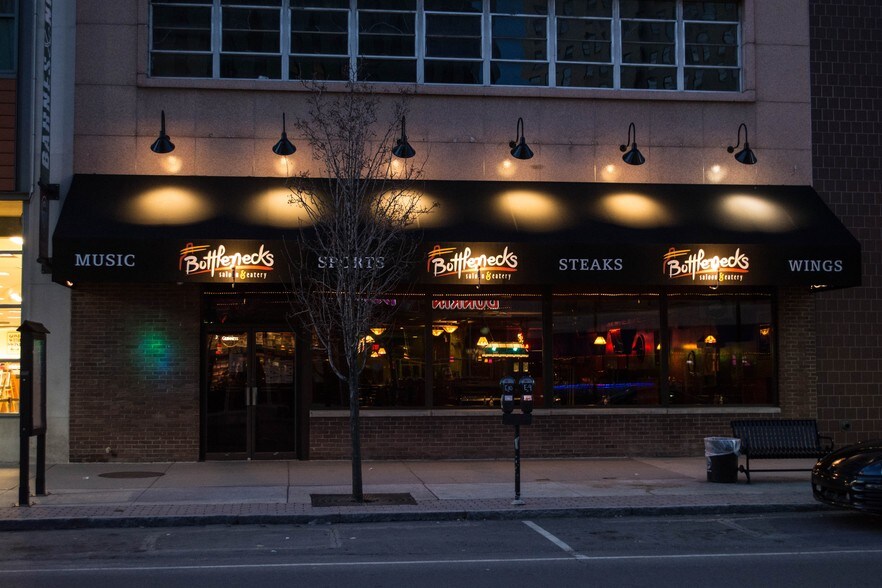 More Photos Of 3 S Main St, Wilkes Barre Restaurant For Lease