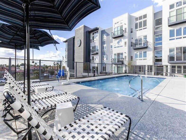 More Photos Of 1505 N Central Ave, Phoenix Apartments For Lease