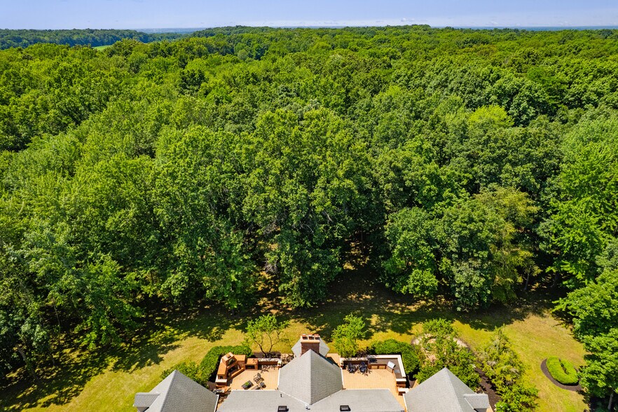More Photos Of 5455 Plantation Rd, Sunbury Lodge Meeting Hall For Sale