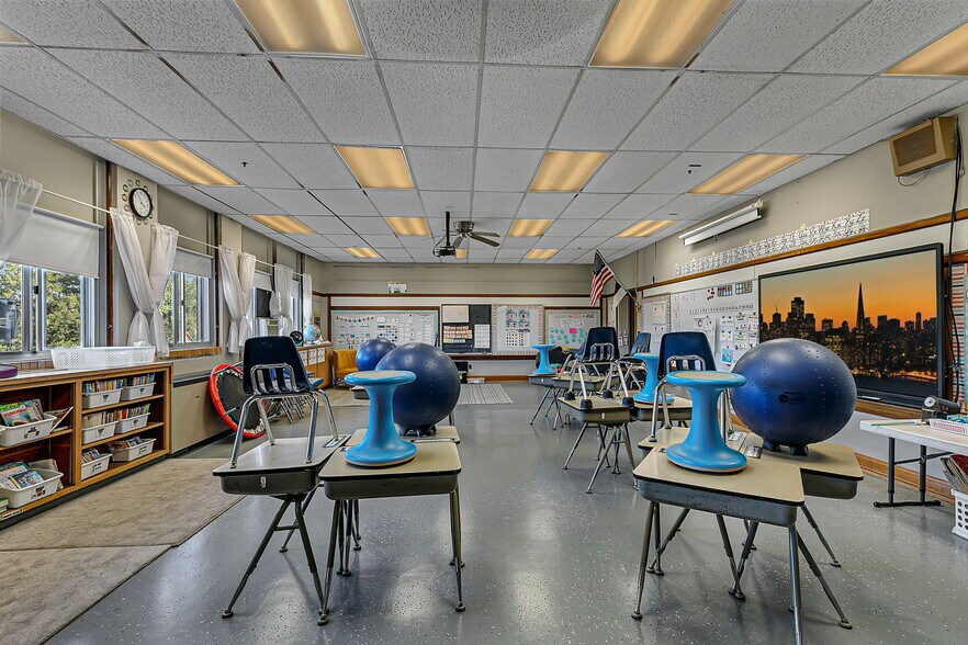 More Photos Of 430 3rd Ave NE, Saint Cloud Specialty For Sale