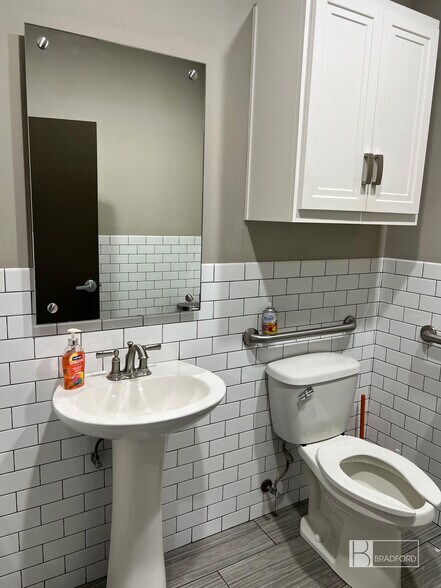 More Photos Of 2525 Minnis Dr, Haltom City Industrial For Sale