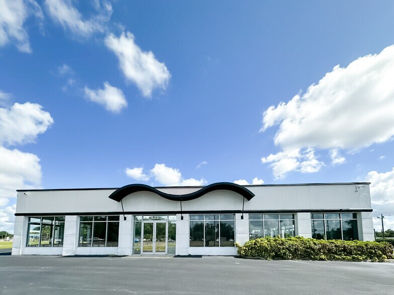 Primary Photo Of 425 S Lake Parker Ave, Lakeland Storefront Retail Office For Lease