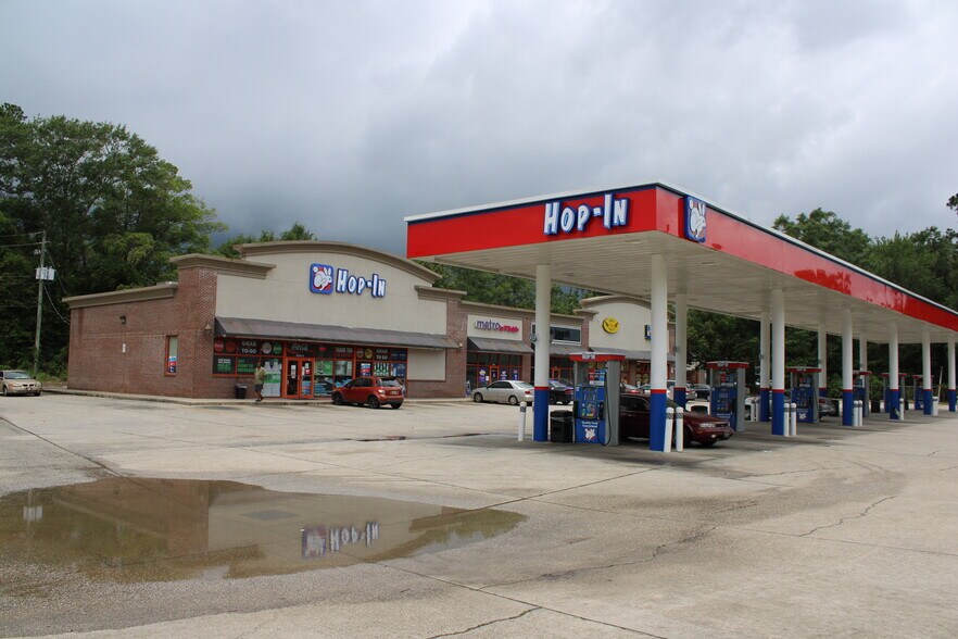 More Photos Of 3305 St. Stephens Rd, Mobile Convenience Store For Lease