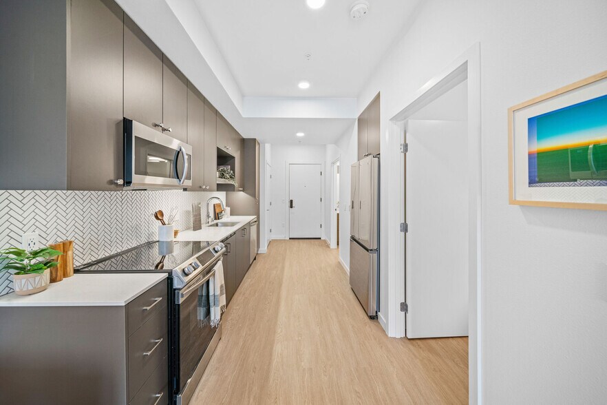 More Photos Of 17620 NE 69th Ct, Redmond Apartments For Lease