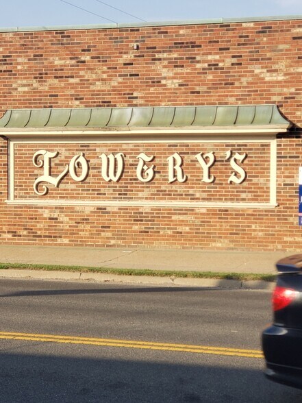 Primary Photo Of 528 Church Ln, Tappahannock General Retail For Sale