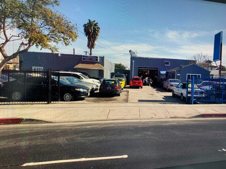 Primary Photo Of , Hawthorne Unknown For Sale