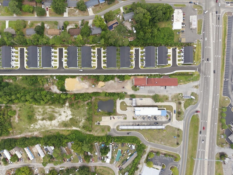 More Photos Of 5310 Carolina Beach Rd, Wilmington General Retail For Sale