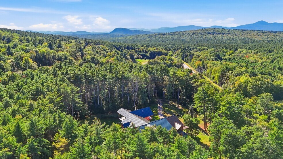 More Photos Of 1420 N High St, Bridgton Apartments For Sale