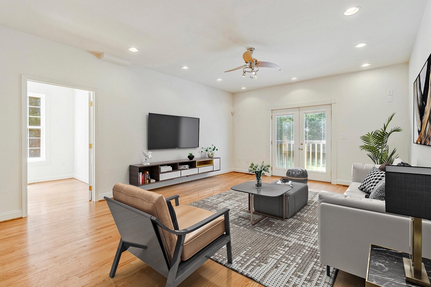 More Photos Of 10811 Electric Ave, Lanham Specialty For Sale