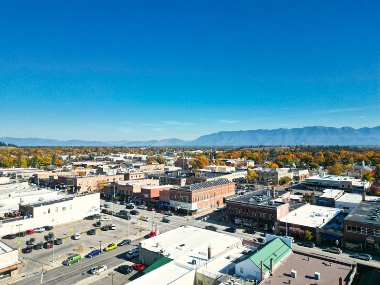 More Photos Of 302 S Main St, Kalispell Restaurant For Sale