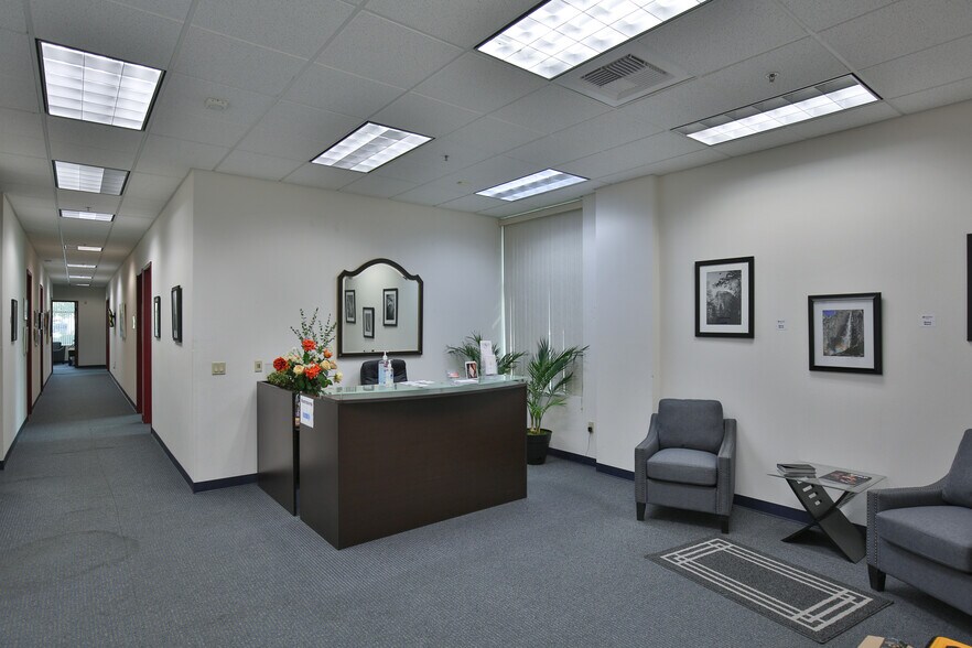 More Photos Of 2440 Gold River Rd, Rancho Cordova Office For Lease