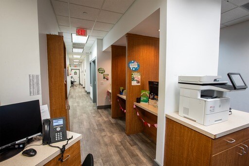 More Photos Of 8440-8460 W Broward Blvd, Fort Lauderdale Freestanding For Sale