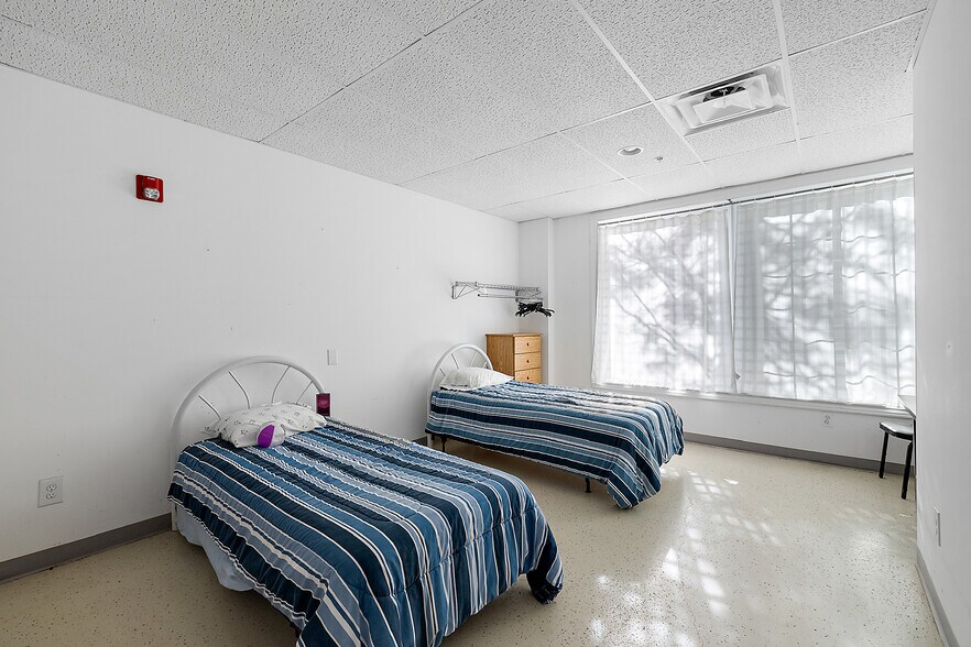 More Photos Of 9334 North River Rd, Algonac Congregate Senior Housing For Sale