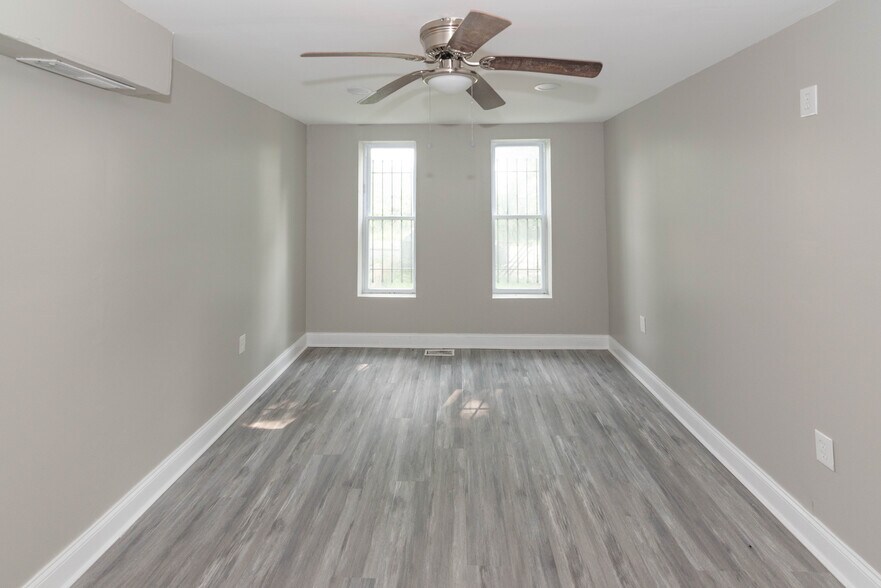 More Photos Of 332 S Franklintown Rd, Baltimore Apartments For Sale